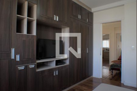 Casa de condomínio à venda com 420m², 5 quartos e 4 vagas Casa de condomínio à venda com 420m², 5 quartos e 4 vagasSuíte master - ante-sala