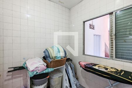 Casa à venda com 140m², 3 quartos e 2 vagas Casa à venda com 140m², 3 quartos e 2 vagasQuarto de serviço