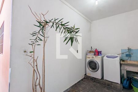 Casa à venda com 140m², 3 quartos e 2 vagas Casa à venda com 140m², 3 quartos e 2 vagasÁrea de serviço