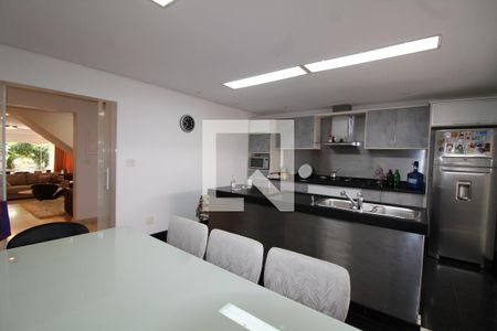 Casa à venda com 240m², 3 quartos e 5 vagasCozinha