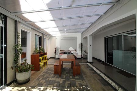 Casa à venda com 240m², 3 quartos e 5 vagasÁrea comum