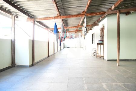 Casa para alugar com 160m², 3 quartos e 1 vagaSalão de Festas