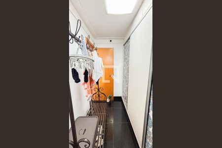 Apartamento à venda com 400m², 5 quartos e 5 vagas Apartamento à venda com 400m², 5 quartos e 5 vagasBanheiro de Serviço