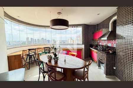 Apartamento à venda com 400m², 5 quartos e 5 vagasVaranda Gourmet