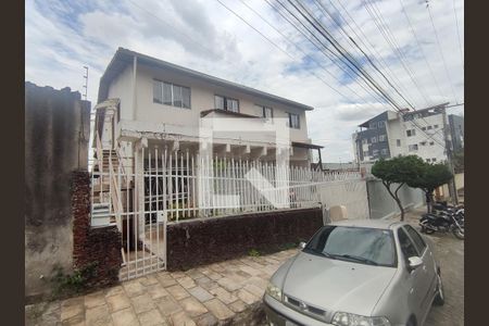 Casa à venda com 354m², 7 quartos e 2 vagas