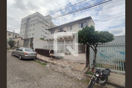 Casa à venda com 354m², 7 quartos e 2 vagas
