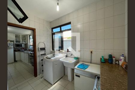 Apartamento à venda com 270m², 4 quartos e 3 vagas