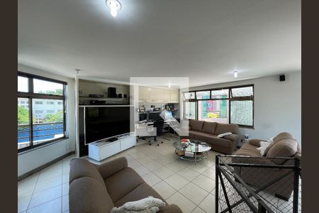 Apartamento à venda com 270m², 4 quartos e 3 vagas