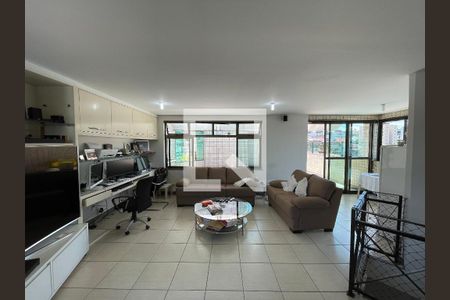 Apartamento à venda com 270m², 4 quartos e 3 vagas