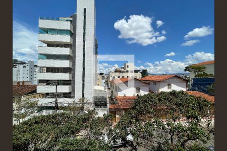 Apartamento à venda com 270m², 4 quartos e 3 vagas