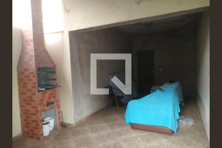 Casa à venda com 334m², 3 quartos e 2 vagas