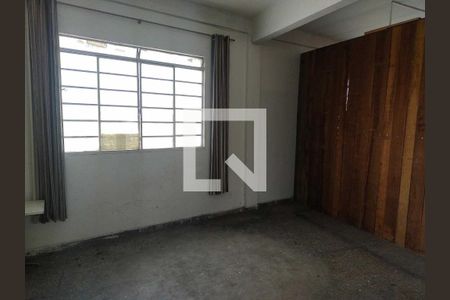 Casa à venda com 320m², 6 quartos e 2 vagas