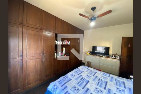Casa à venda com 320m², 6 quartos e 2 vagas