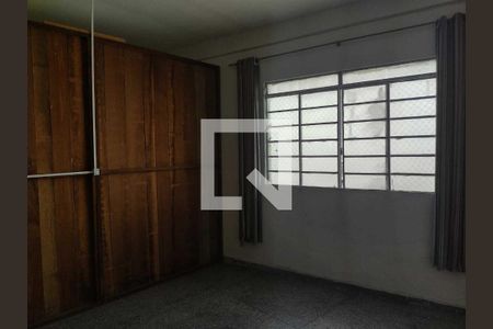 Casa à venda com 320m², 6 quartos e 2 vagas