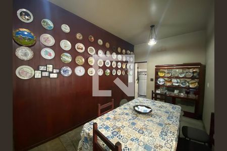Casa à venda com 320m², 6 quartos e 2 vagas