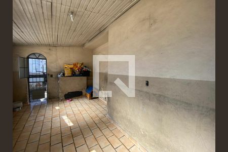 Casa à venda com 320m², 6 quartos e 2 vagas