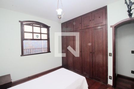 Casa à venda com 445m², 4 quartos e 4 vagas