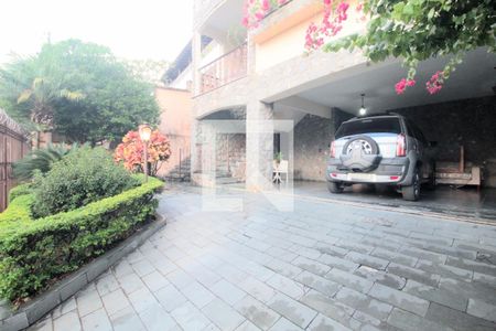 Casa à venda com 445m², 4 quartos e 4 vagas