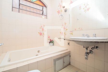 Casa à venda com 445m², 4 quartos e 4 vagas