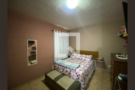 Casa à venda com 184m², 4 quartos e 2 vagas