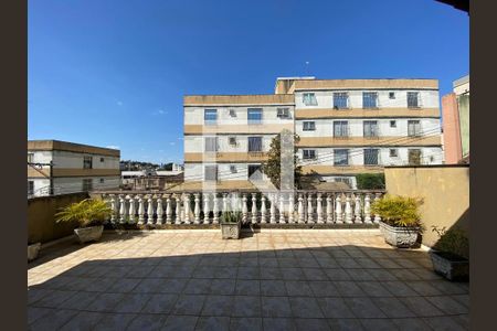 Casa à venda com 184m², 4 quartos e 2 vagas