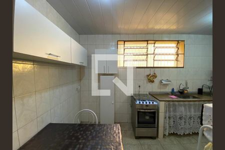 Casa à venda com 184m², 4 quartos e 2 vagas