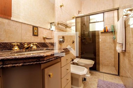 Casa à venda com 250m², 4 quartos e 2 vagas