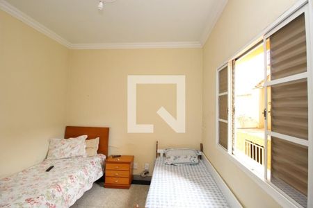 Casa à venda com 250m², 4 quartos e 2 vagas