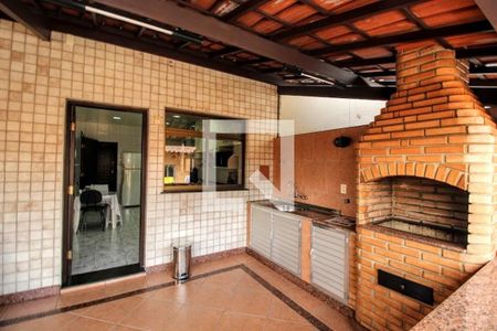 Casa à venda com 250m², 4 quartos e 2 vagas