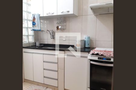 Apartamento à venda com 2 quartos, 47m² em Lagoinha, Belo Horizonte