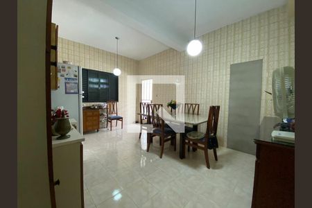 Casa à venda com 364m², 4 quartos e 3 vagas