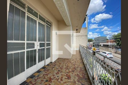 Casa à venda com 364m², 4 quartos e 3 vagas