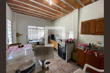 Casa à venda com 364m², 4 quartos e 3 vagas