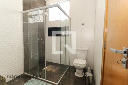 Casa à venda com 180m², 3 quartos e 6 vagas