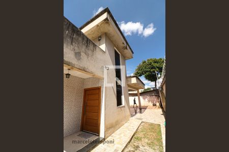 Casa à venda com 180m², 3 quartos e 6 vagas