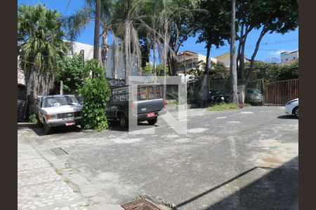 Casa à venda com 720m², 5 quartos e 12 vagas