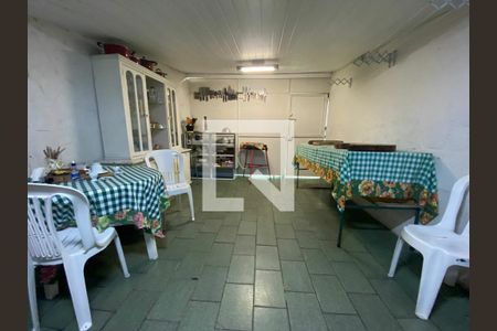 Casa à venda com 269m², 5 quartos e 1 vaga