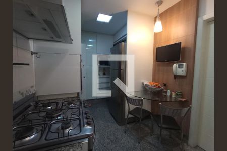 Apartamento à venda com 165m², 2 quartos e 3 vagas