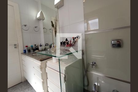 Apartamento à venda com 165m², 2 quartos e 3 vagas