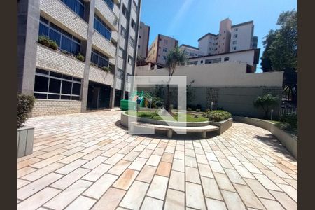 Apartamento à venda com 165m², 2 quartos e 3 vagas