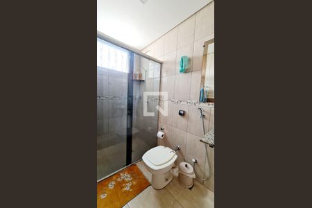 Casa à venda com 236m², 3 quartos e 4 vagas
