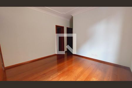 Apartamento à venda com 4 quartos, 133m² em Padre Eustáquio, Belo Horizonte