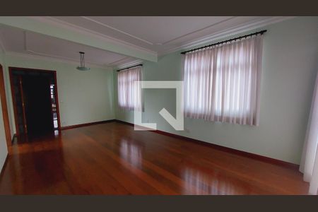 Apartamento à venda com 4 quartos, 133m² em Padre Eustáquio, Belo Horizonte