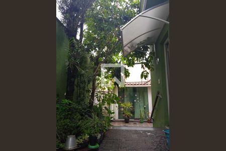 Casa à venda com 240m², 2 quartos e 4 vagas