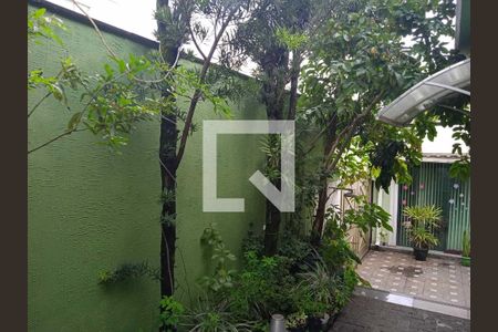 Casa à venda com 240m², 2 quartos e 4 vagas