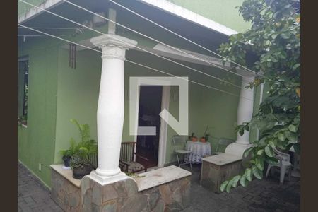 Casa à venda com 240m², 2 quartos e 4 vagas