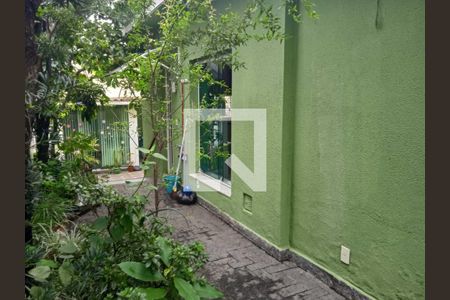 Casa à venda com 240m², 2 quartos e 4 vagas