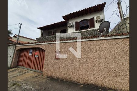 Casa à venda com 427m², 5 quartos e 3 vagas