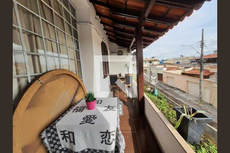 Casa à venda com 427m², 5 quartos e 3 vagas