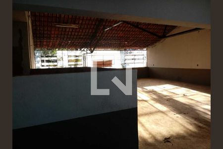 Casa à venda com 654m², 4 quartos e 3 vagas